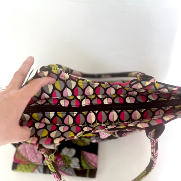Vera Bradley Moon Bloom Shoulder Bag and Wallet - Picture 6 of 9